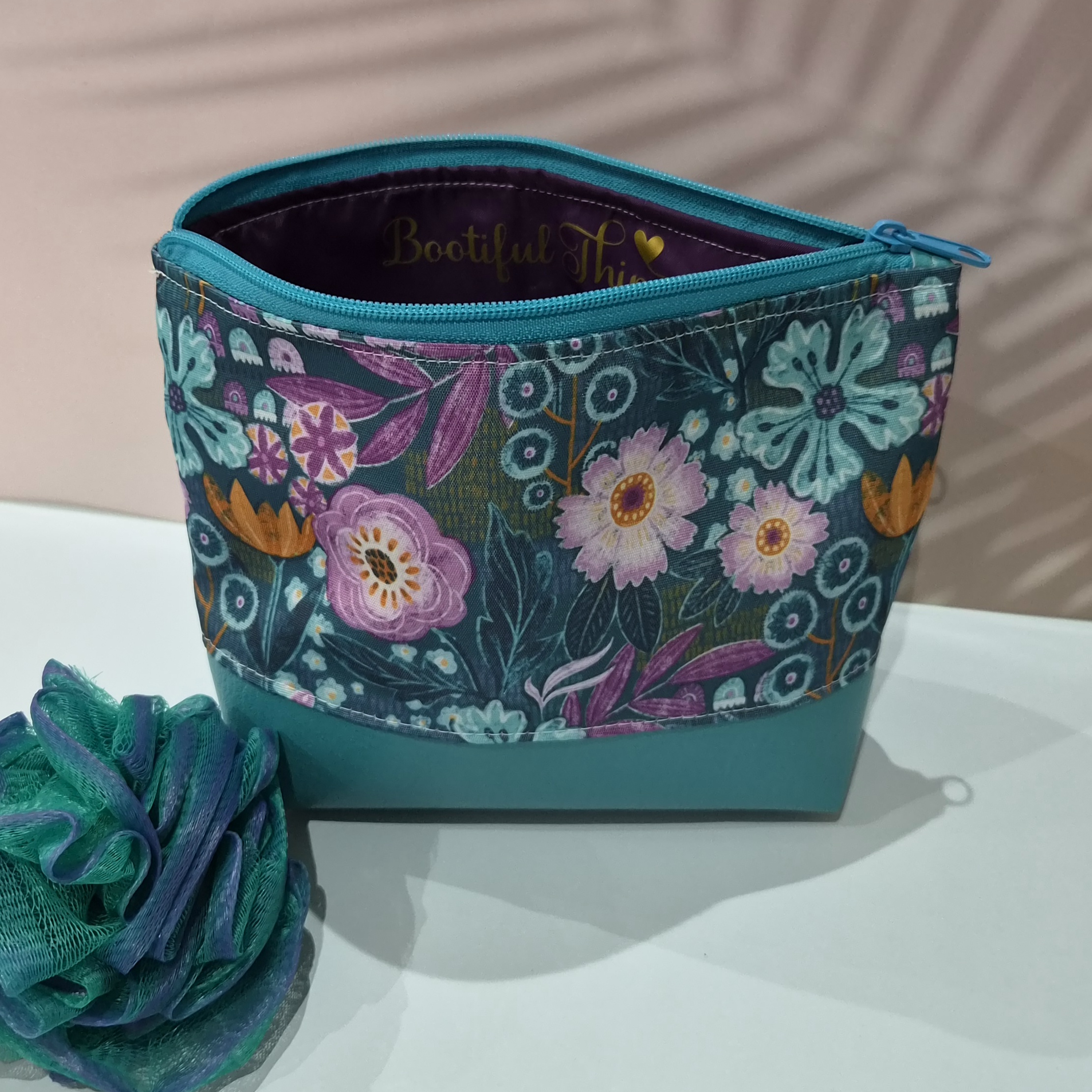 Wash Bag - Image 6
