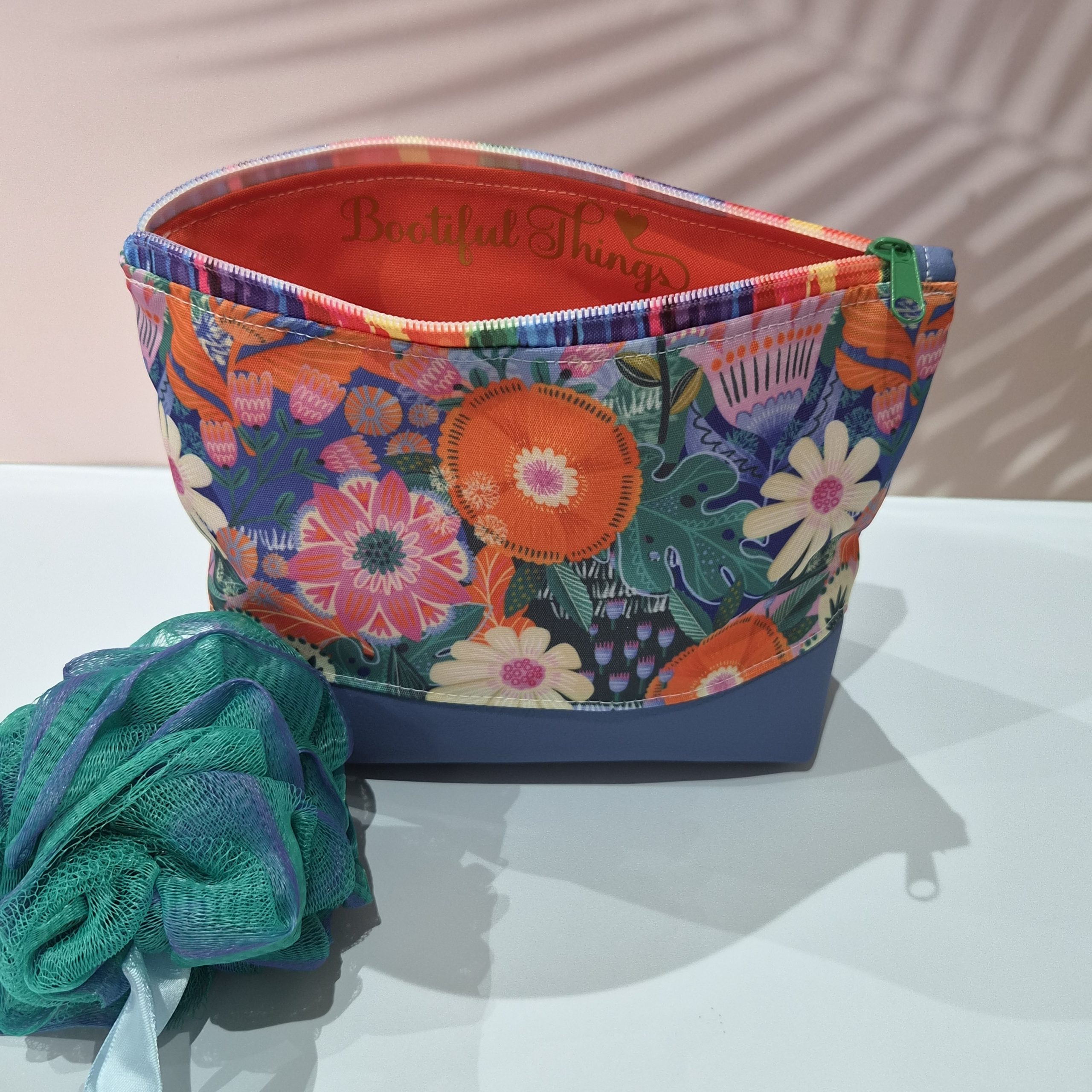 Wash Bag - Image 12