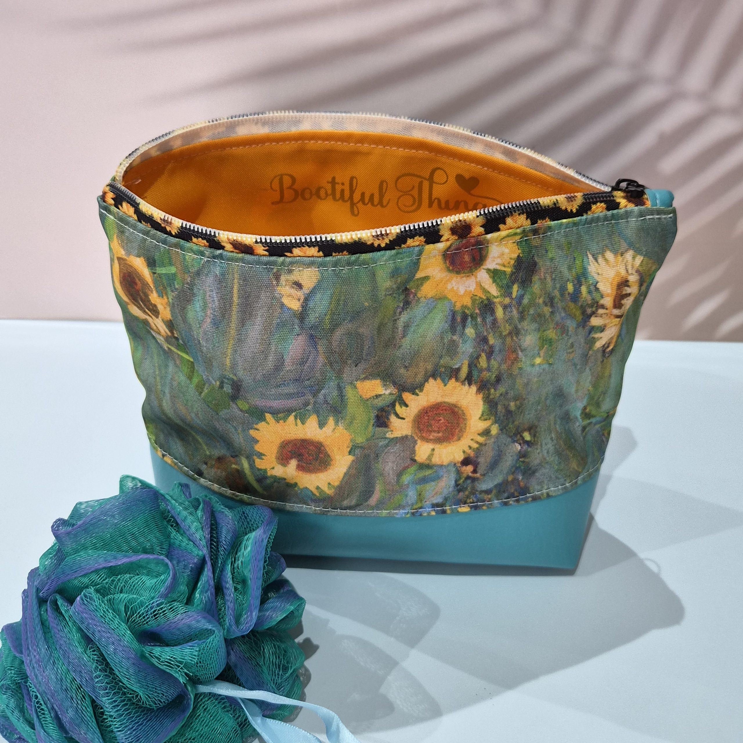 Wash Bag - Image 16